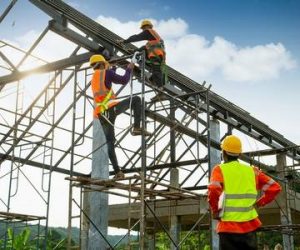 How to Set Up a Fall Protection Plan for Working at Heights