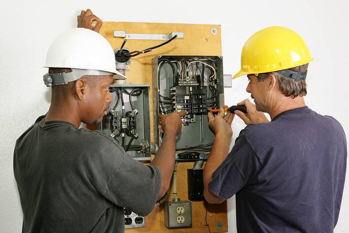 Safety Rule - Train employees on electrical safety in the workplace